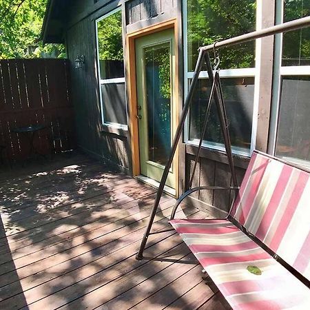 Chateau Treehouse #11 @ Oak Crest Cottages And Treehouses Eureka Springs Extérieur photo