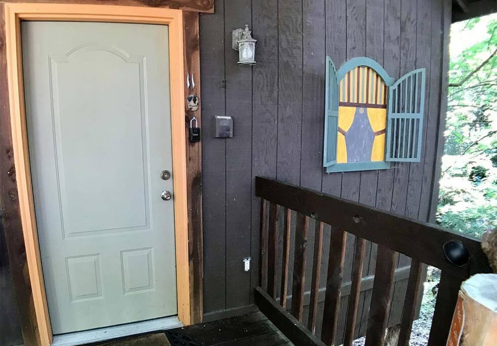 Chateau Treehouse #11 @ Oak Crest Cottages And Treehouses Eureka Springs Extérieur photo